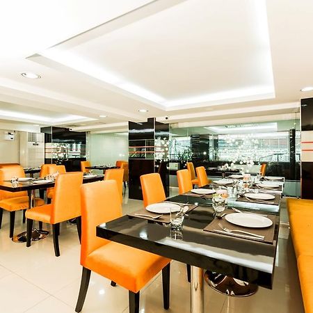 Le Touche Hotel Bangkok Zewnętrze zdjęcie