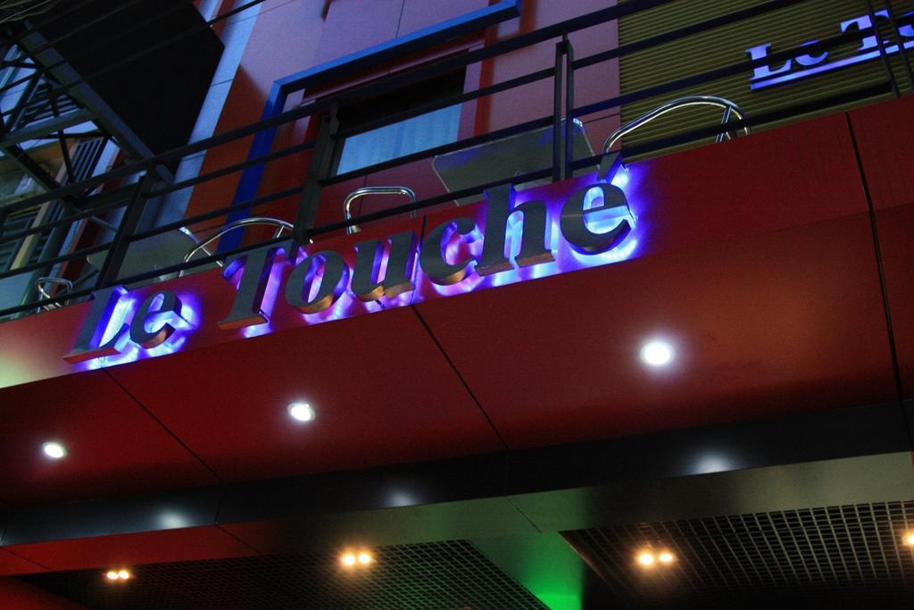 Le Touche Hotel Bangkok Zewnętrze zdjęcie