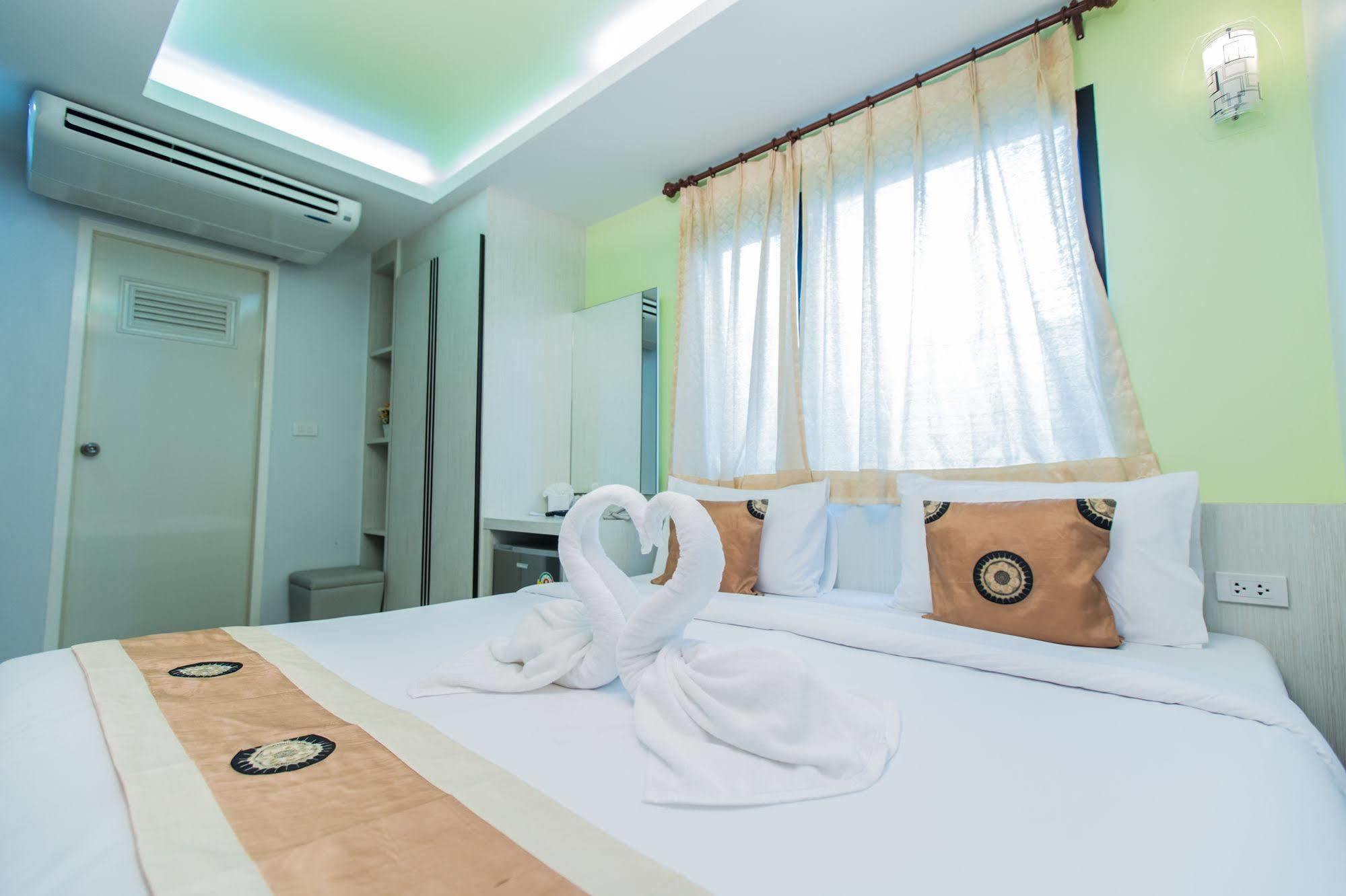 Le Touche Hotel Bangkok Zewnętrze zdjęcie