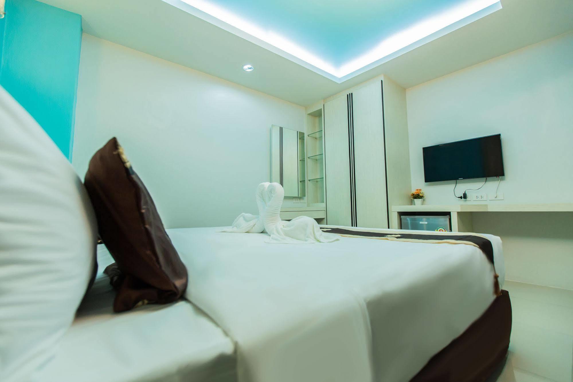 Le Touche Hotel Bangkok Zewnętrze zdjęcie