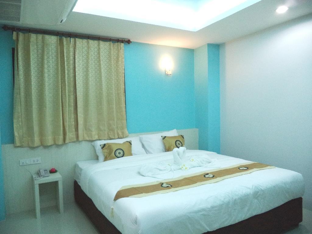 Le Touche Hotel Bangkok Zewnętrze zdjęcie