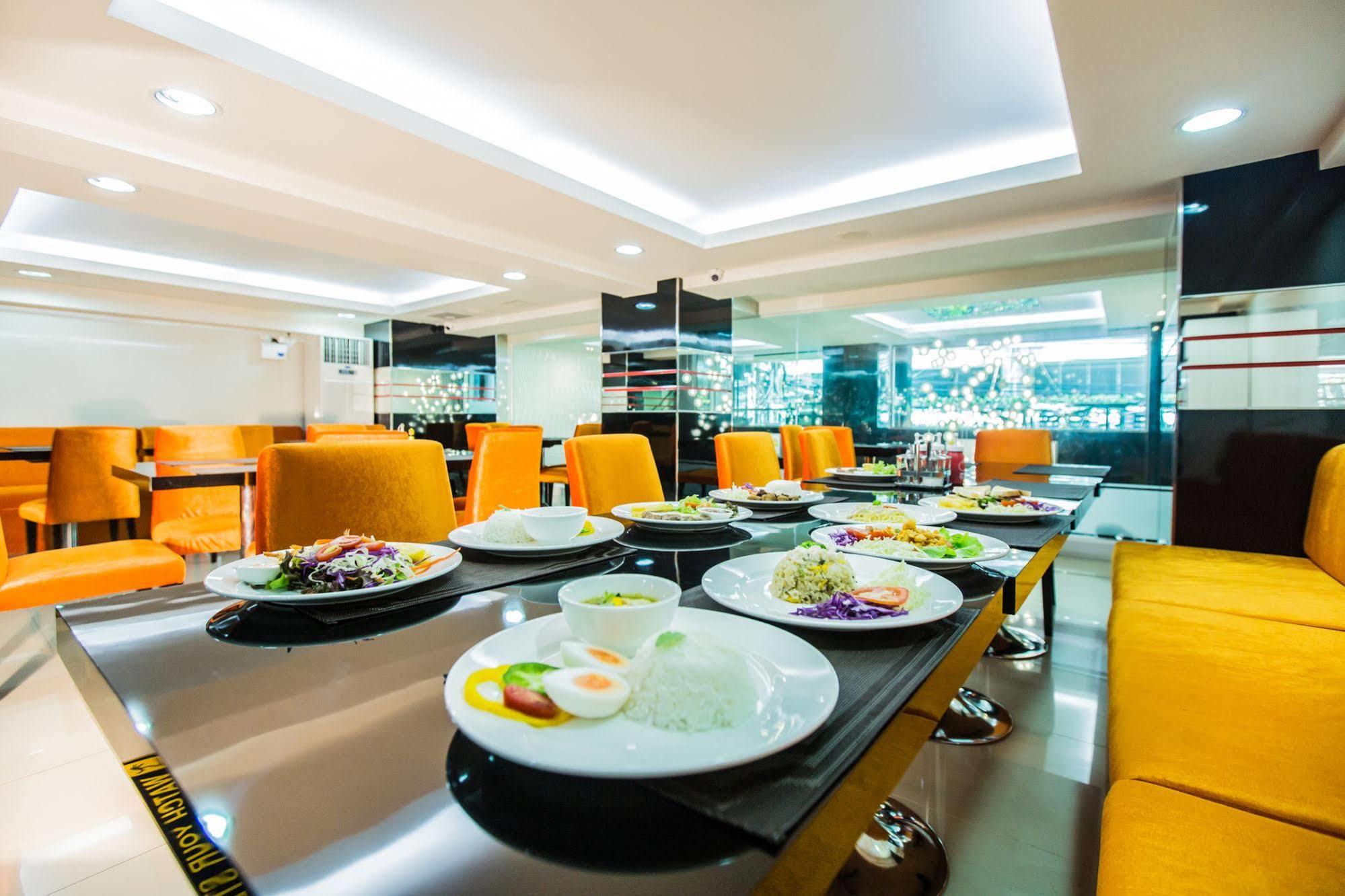 Le Touche Hotel Bangkok Zewnętrze zdjęcie